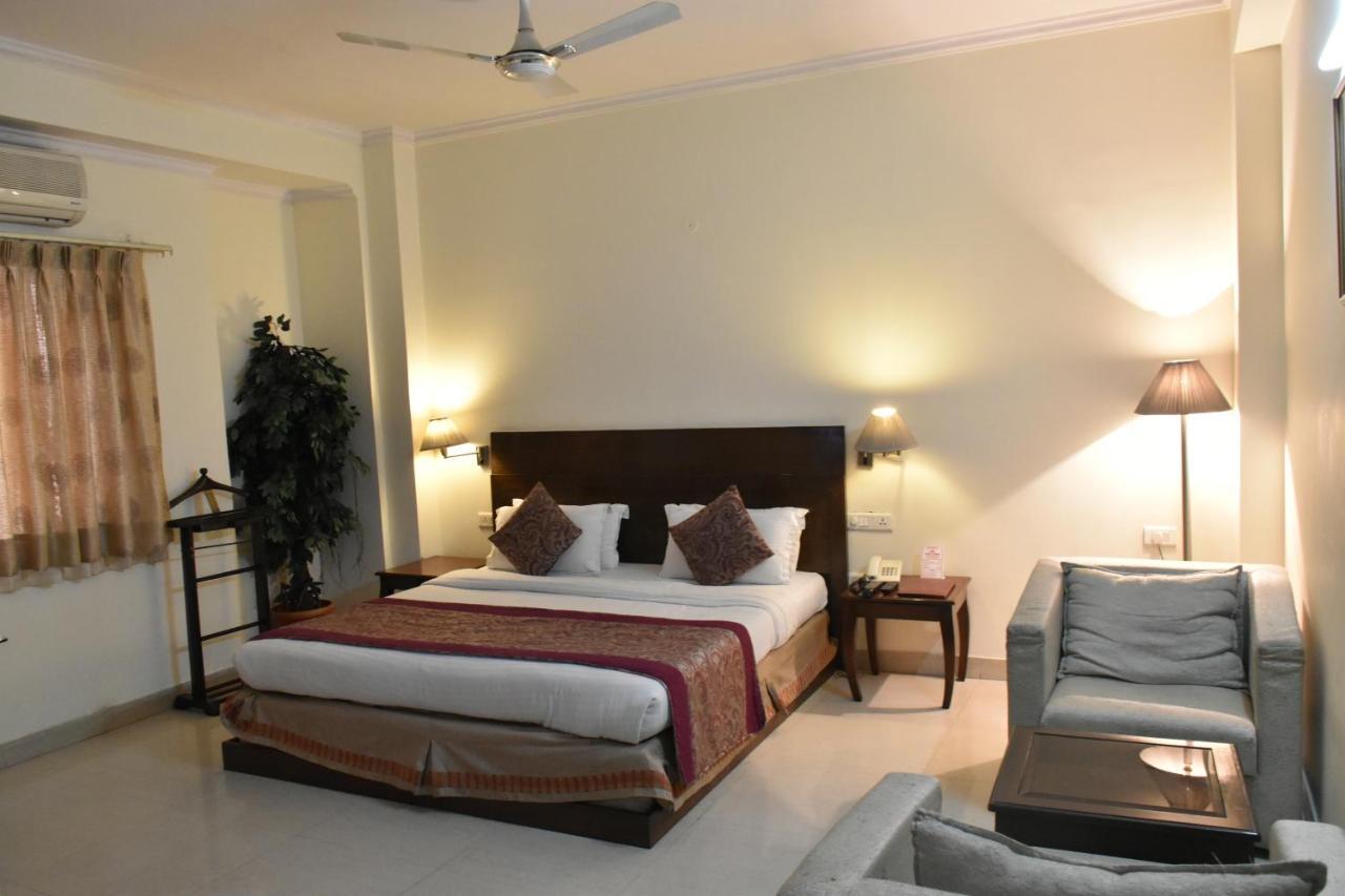 نيودلهي Hotel Lohias Delhi Airport المظهر الخارجي الصورة