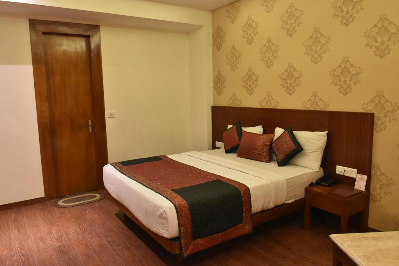 نيودلهي Hotel Lohias Delhi Airport المظهر الخارجي الصورة